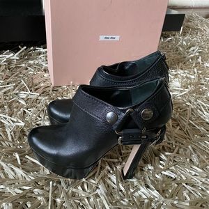 miu miu leather ankle boots